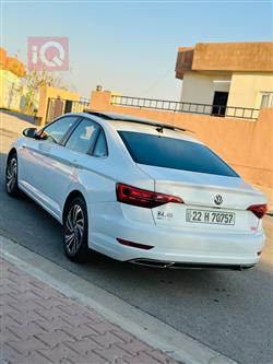 ڤۆڵکسواگن جێتا